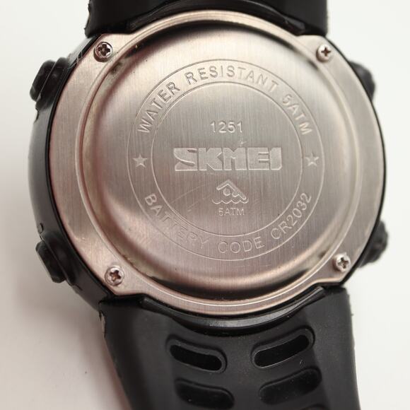 SKMEI Mens Jumbo 50mm Black Digital Sport Watch Alarm Chrono Timer w New Battery - Picture 14 of 14